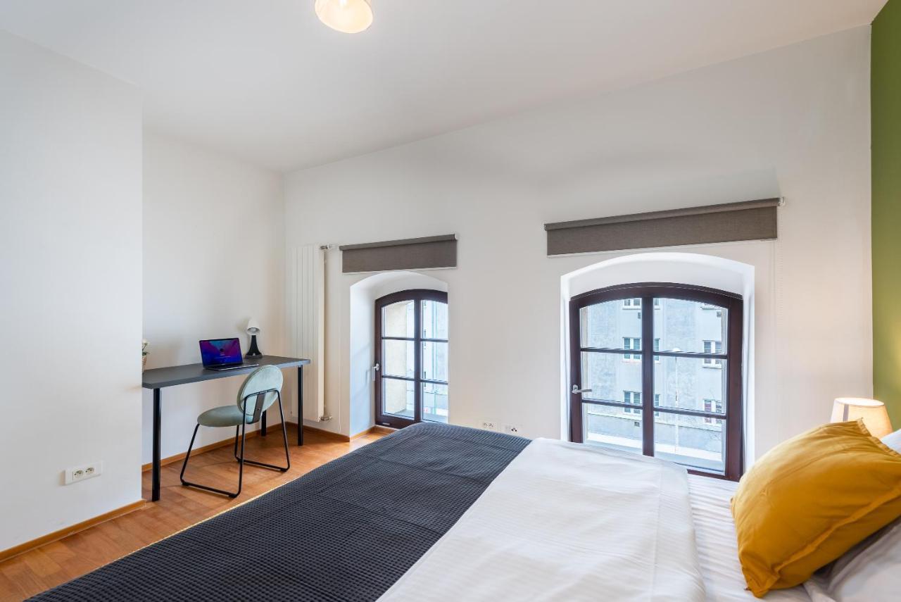 Apartment With Balcony And Parking Near The Prague Museum Extérieur photo