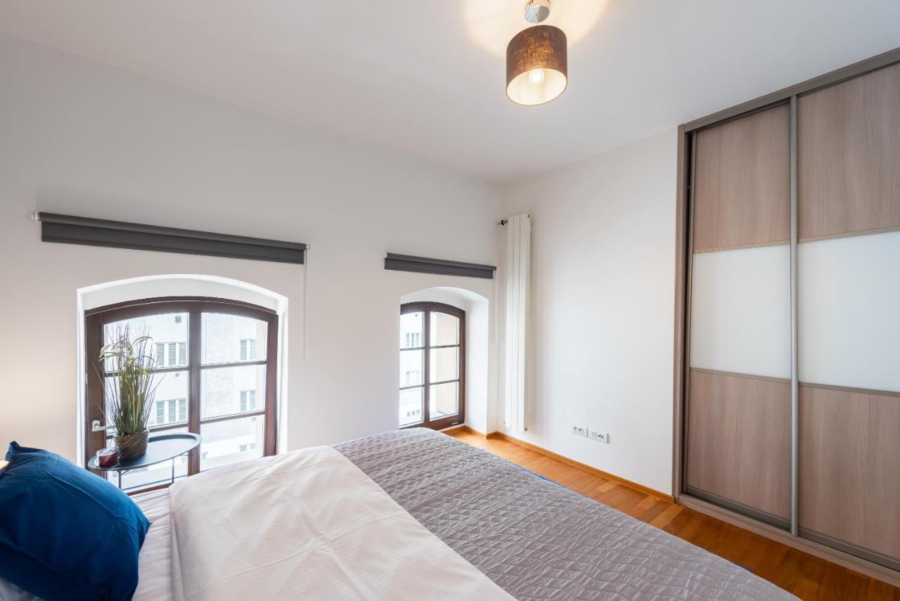 Apartment With Balcony And Parking Near The Prague Museum Extérieur photo