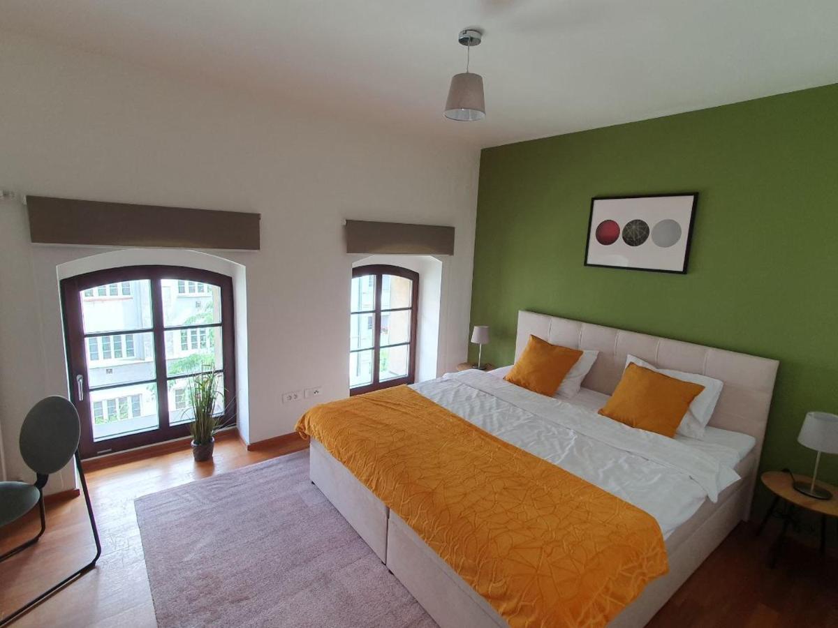 Apartment With Balcony And Parking Near The Prague Museum Extérieur photo